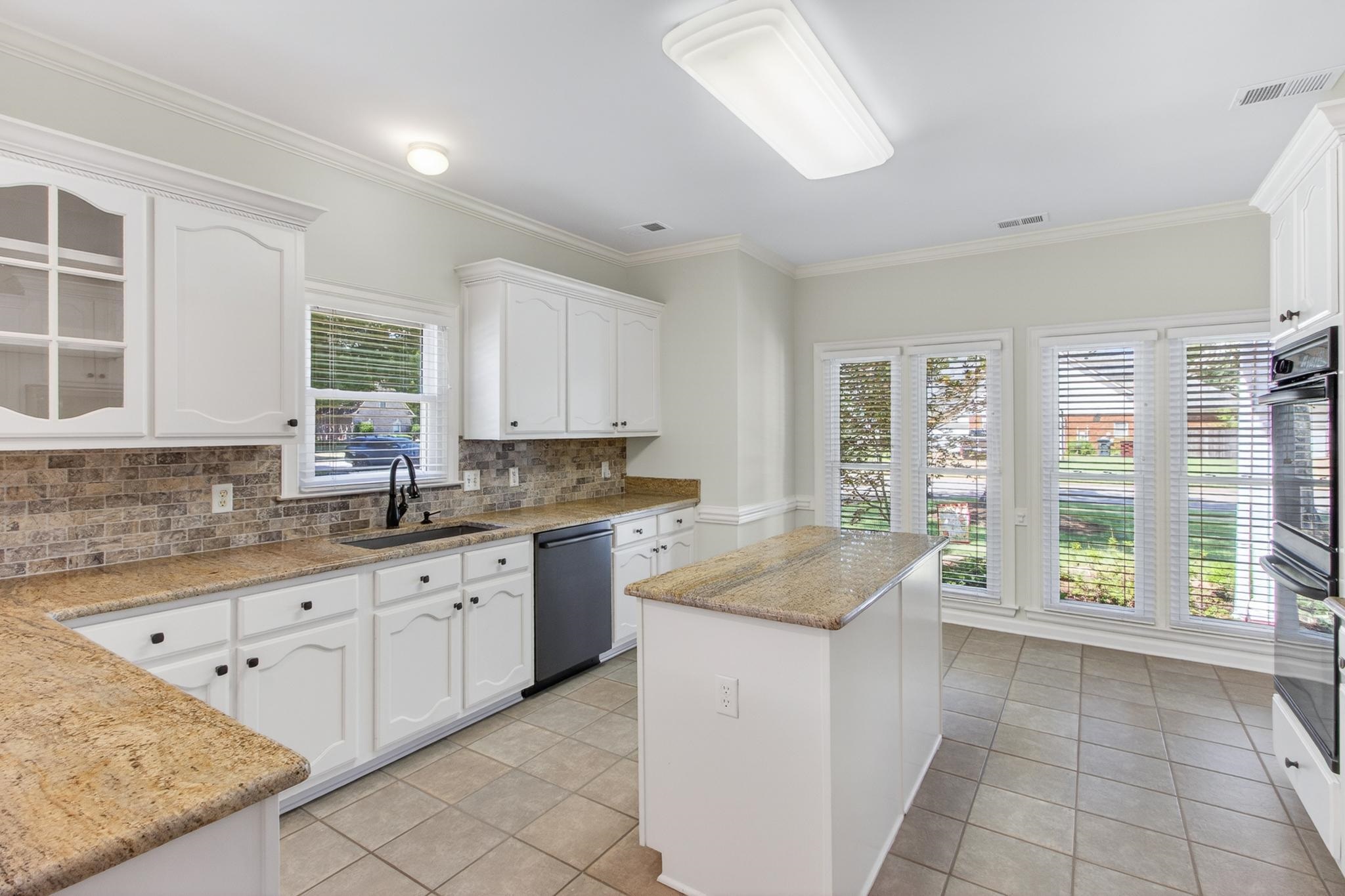 845 Hatton Cove Collierville, TN 38017 - Photo 13 of 37
