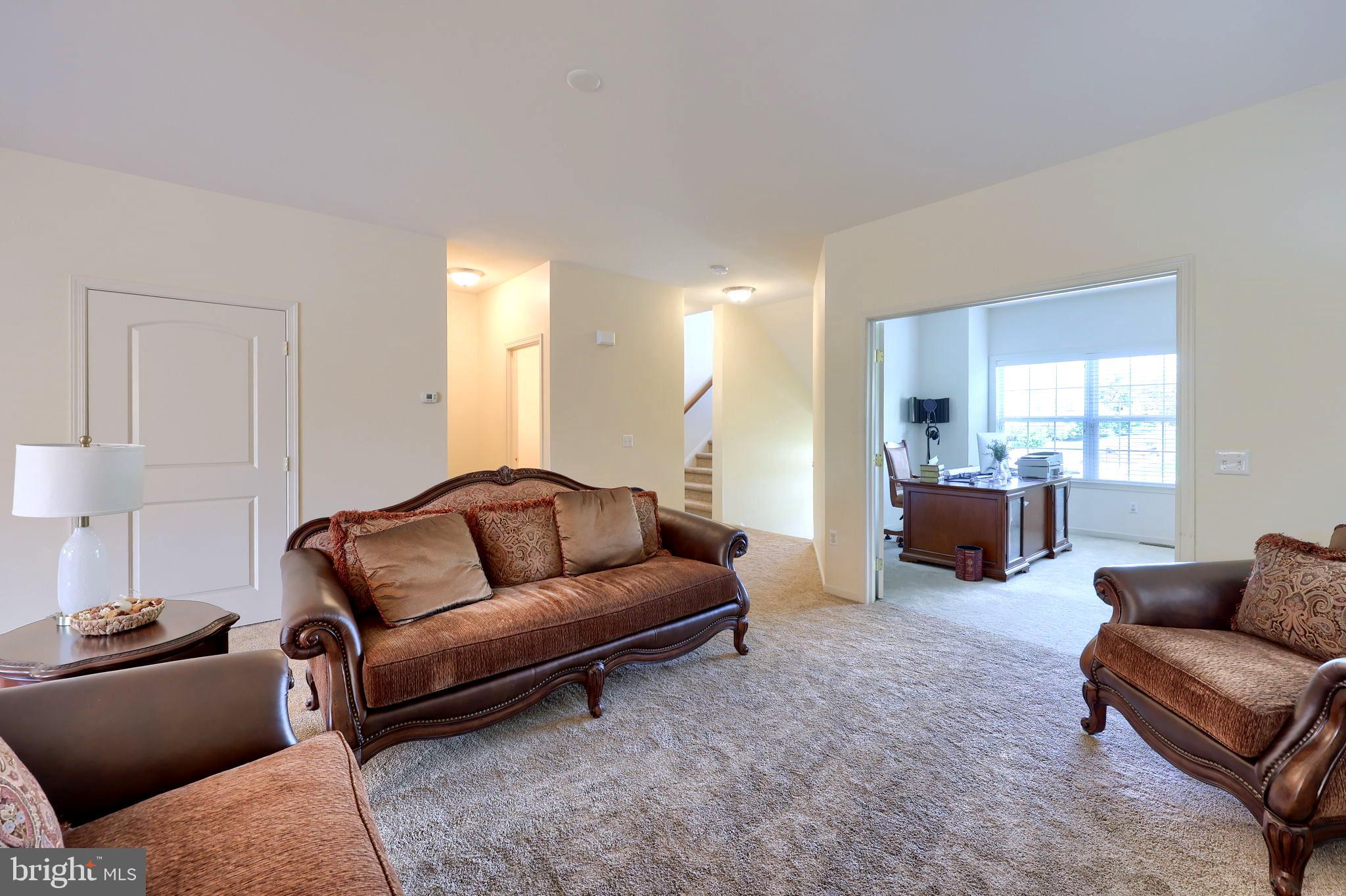 616 Petersburg Road Lancaster, PA 17601 - Photo 7 of 40 Living Room
