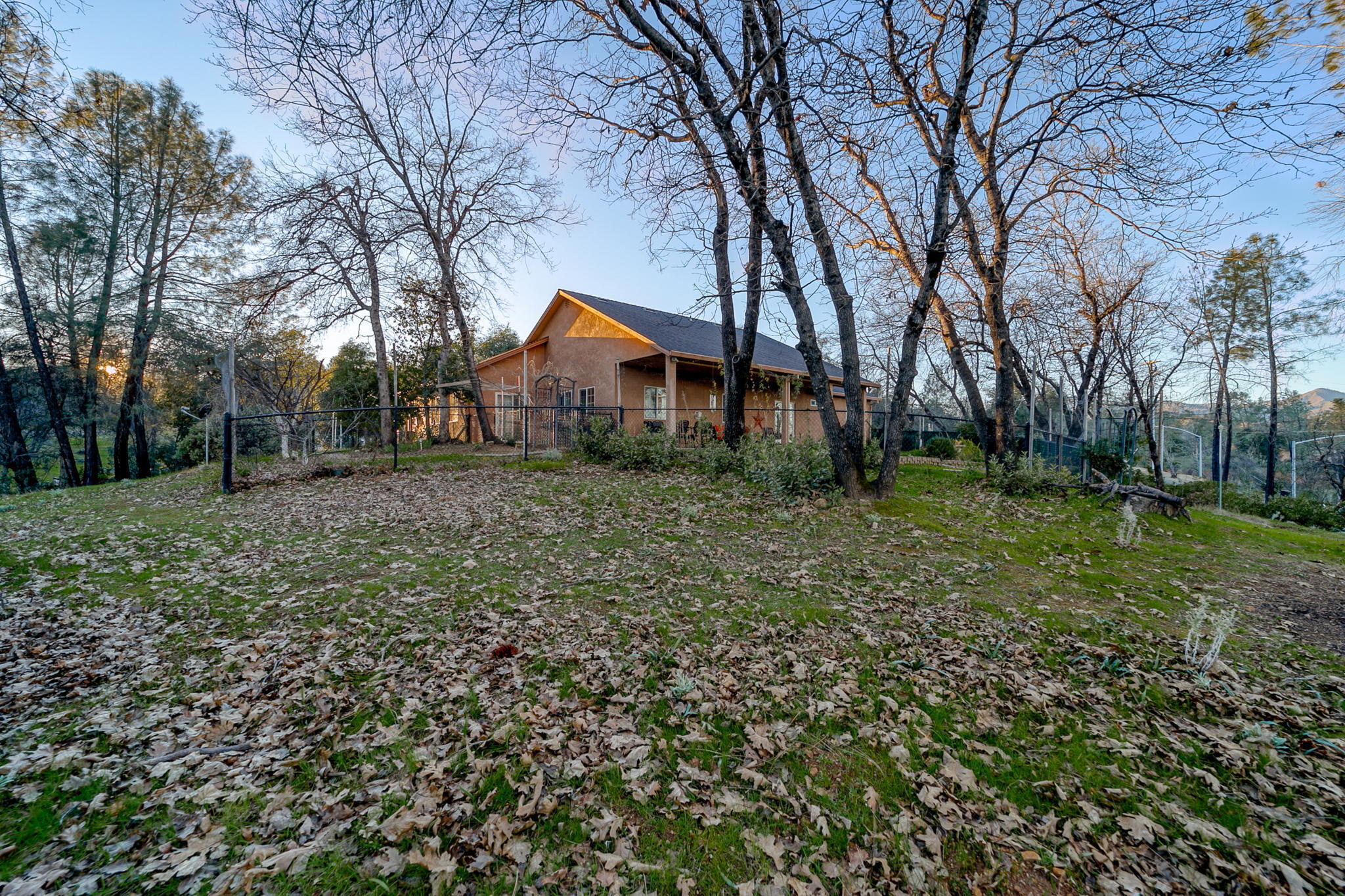10370 White Star Road Redding, CA 96001 - Photo 5 of 35 lots of privacy