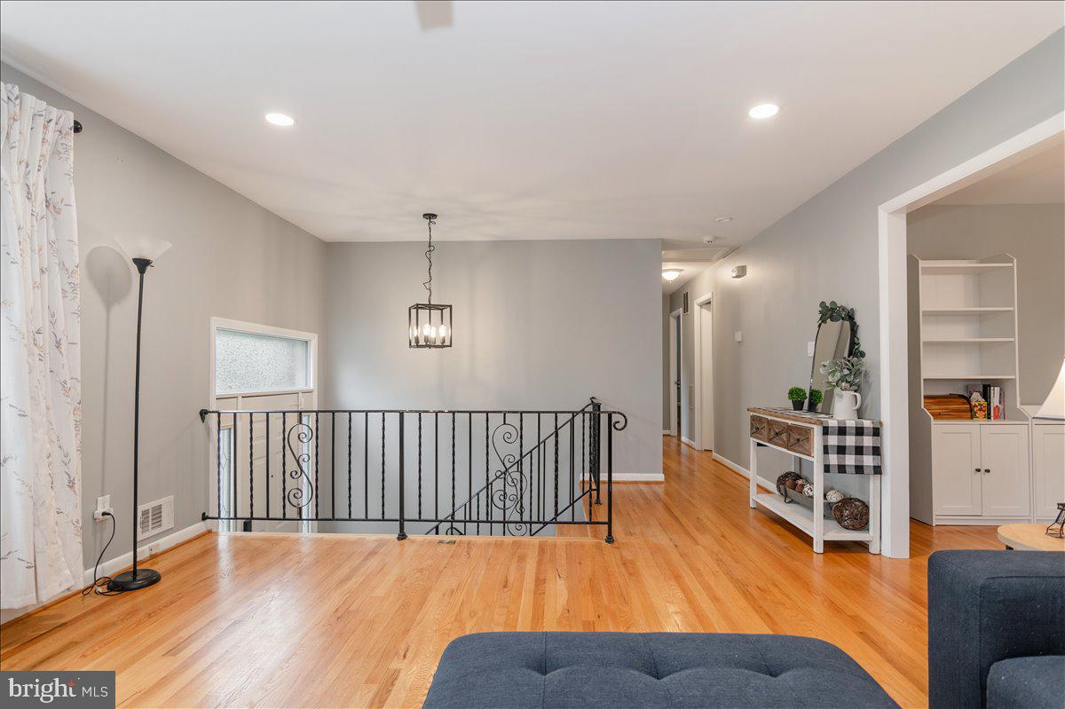 3428 Ramsgate Terrace Alexandria, VA 22309 - Photo 6 of 40 Gallery Image 6