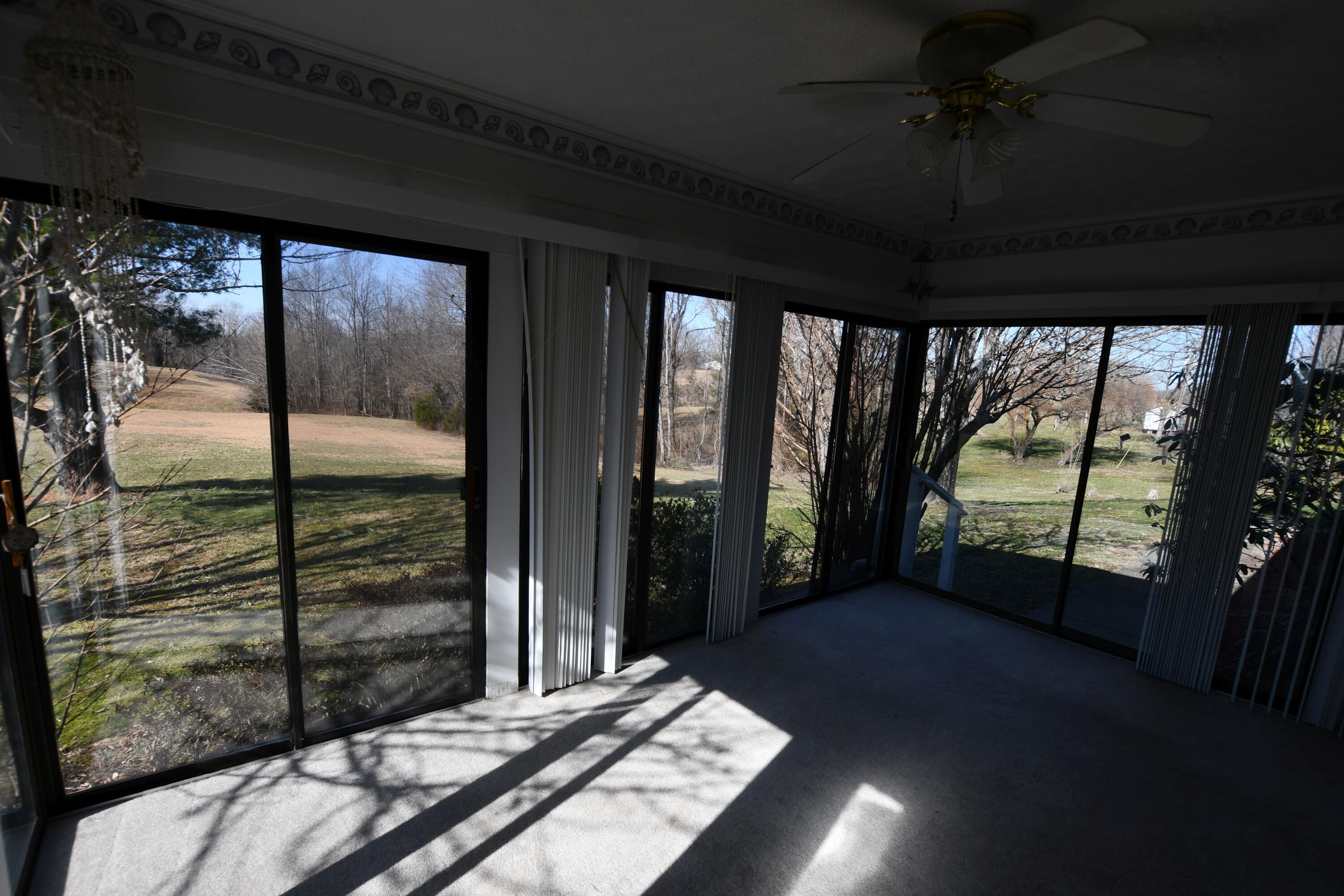 1209 College Hill Road Waco, KY 40385 - Photo 22 of 34 Sun room with a view!