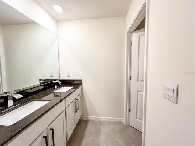 $2,350 | 19069 Northwest 165th Lane, High Springs, FL 32643