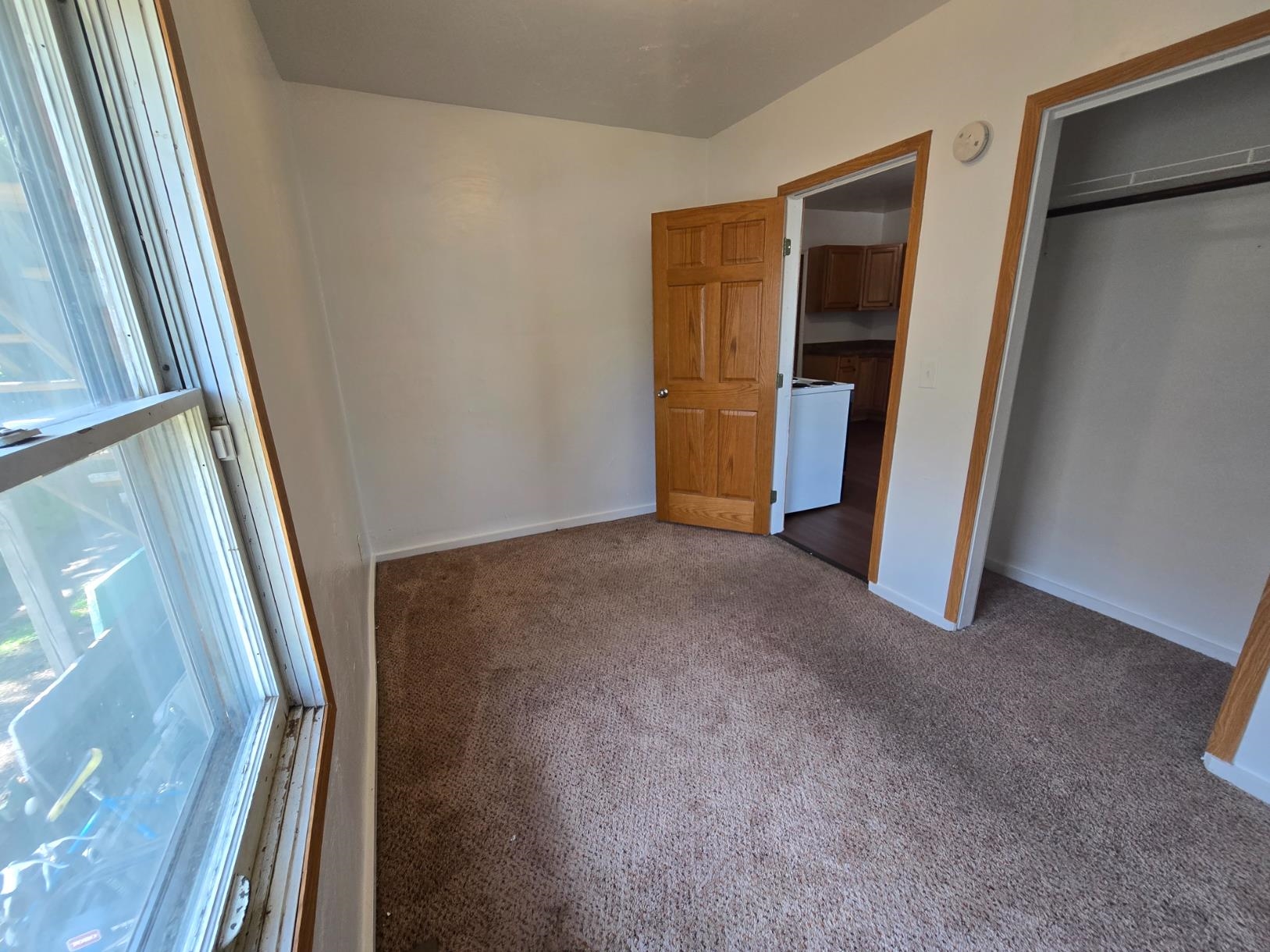 1482 Elm Street Green Bay, WI 54302 - Photo 10 of 14