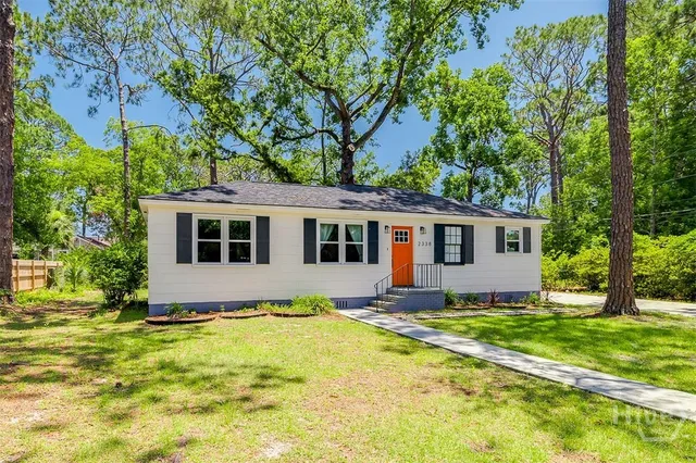 $324,900 | 2338 Lorraine Drive, Savannah, GA 31404