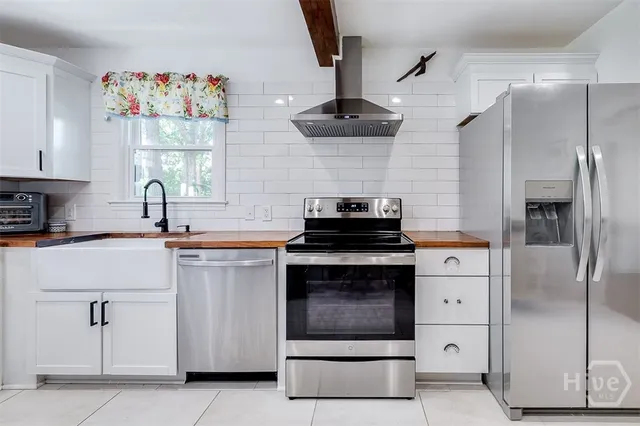 $324,900 | 2338 Lorraine Drive, Savannah, GA 31404