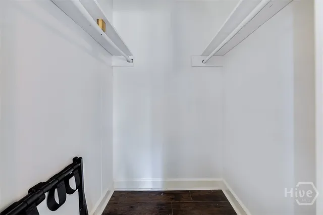 $324,900 | 2338 Lorraine Drive, Savannah, GA 31404