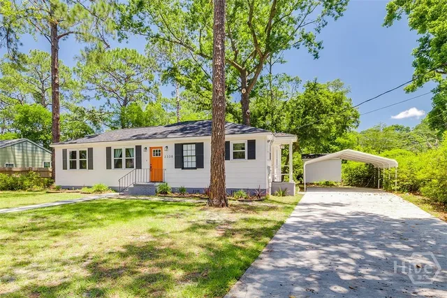 $324,900 | 2338 Lorraine Drive, Savannah, GA 31404