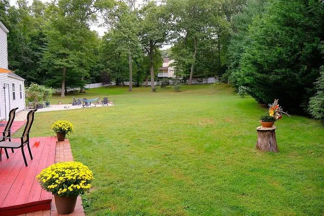 $999,990 | 178 Beverly Road, South Huntington, NY 11746