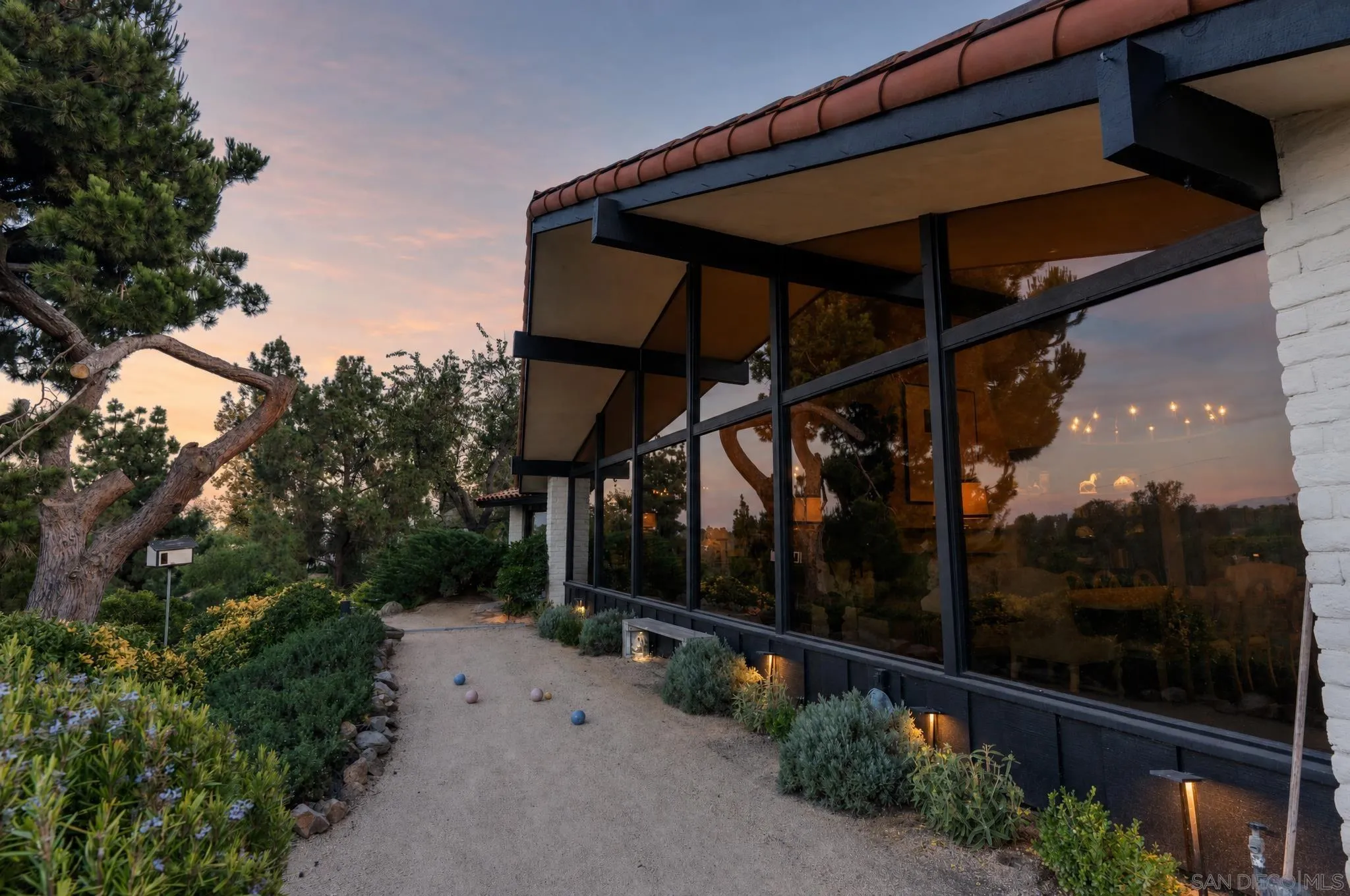 111 Morro Hills Road Fallbrook, CA 92028 - Photo 40 of 45 Gallery Image 40