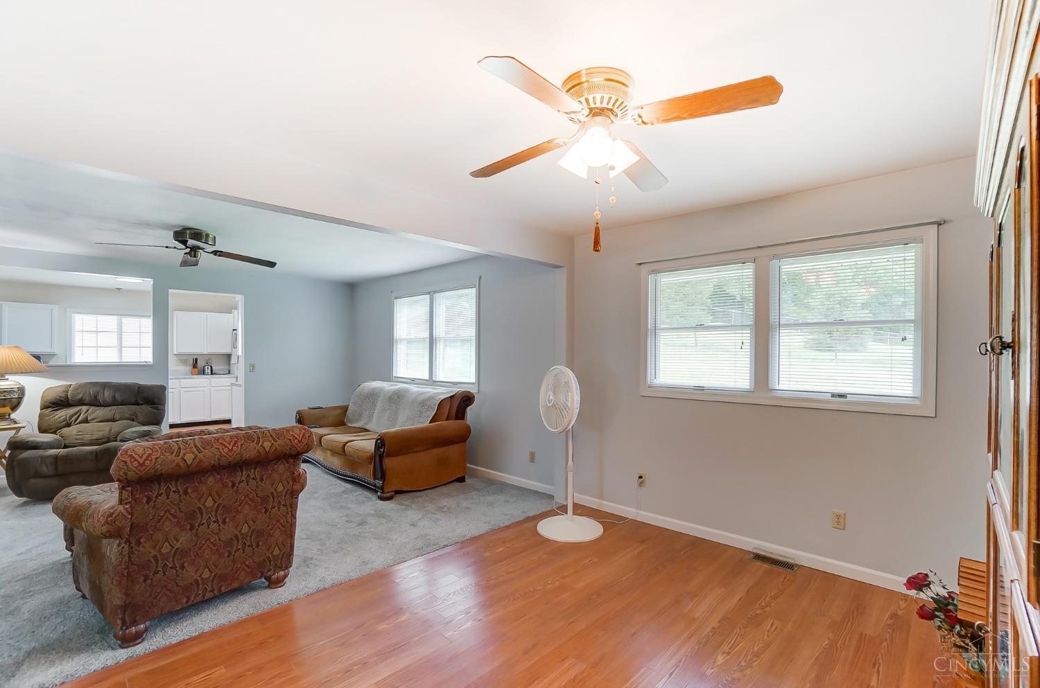 10237 Pottinger Road Cincinnati, OH 45251 - Photo 11 of 41 Gallery Image 11