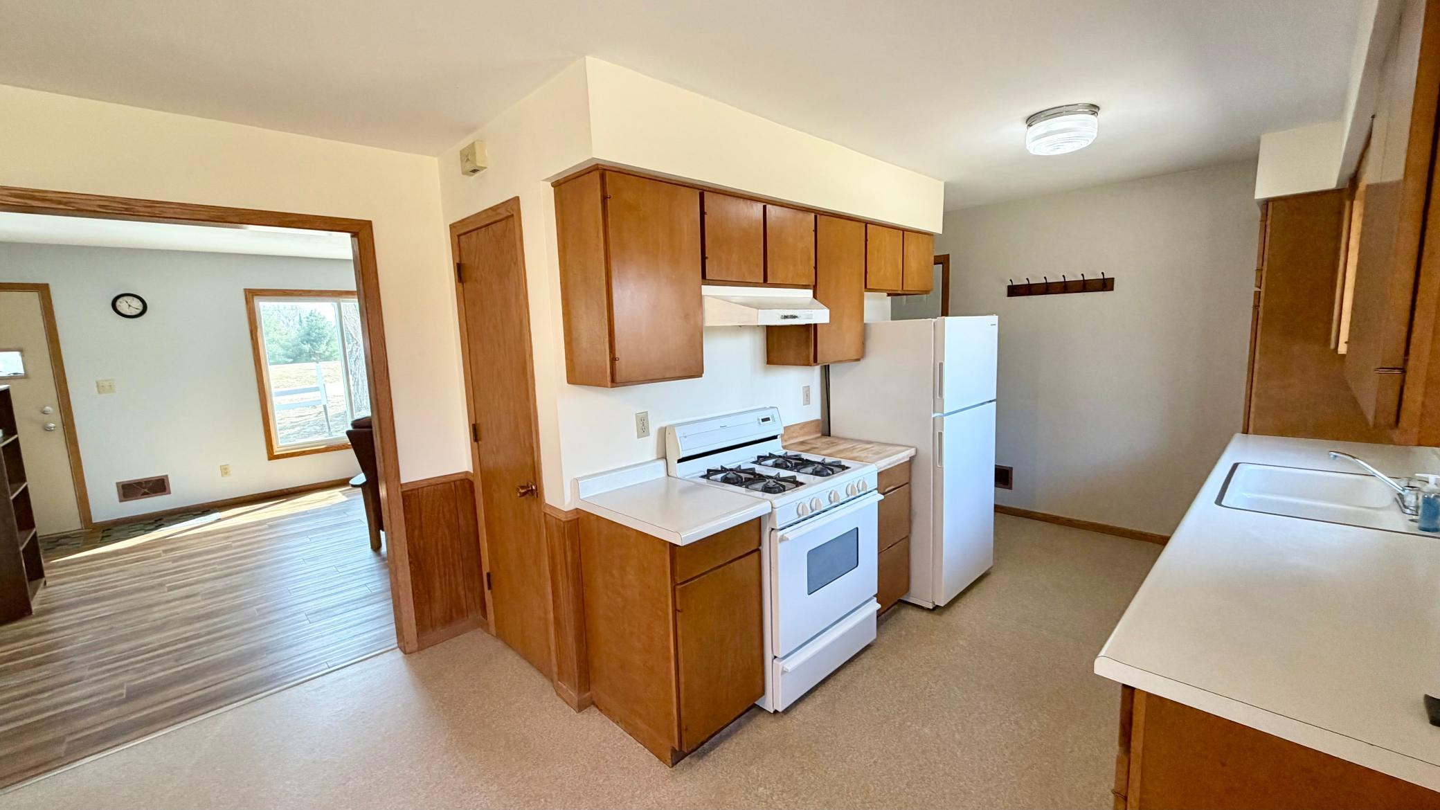 108 Cherry Street Red Wing, MN 55066 - Photo 16 of 38