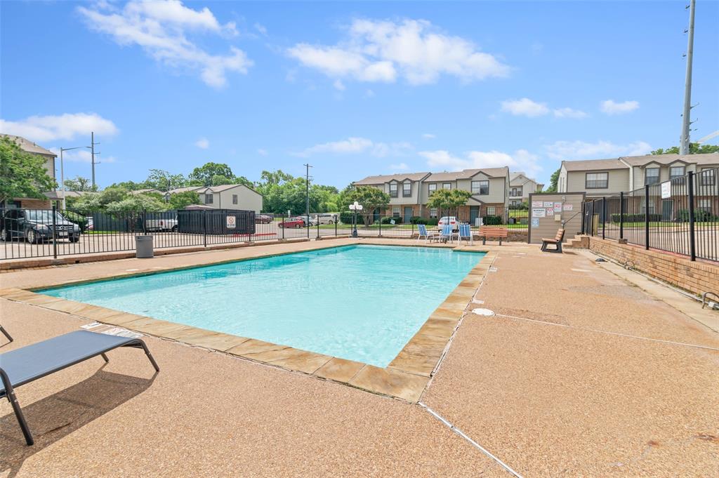 700 West Collins Street Denton, TX 76201 - Photo 35 of 36 Community pool