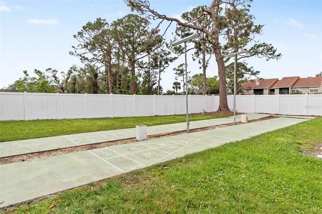 $185,000 | 3533 Tree Line Court, Unit 13, Sarasota, FL 34231