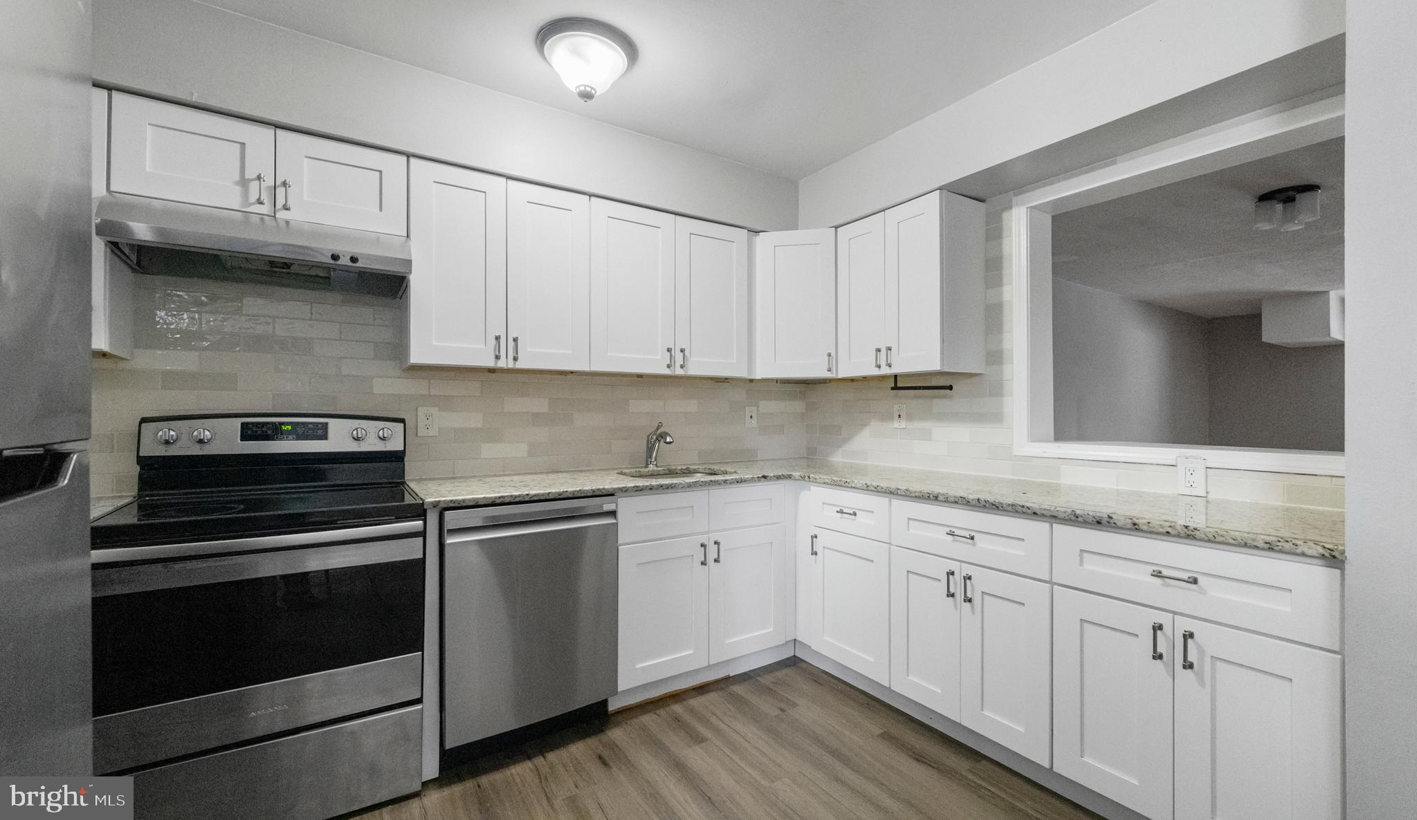 607 Bromley Estate Pine Hill, NJ 08021 - Photo 5 of 14 Updated Kitchen