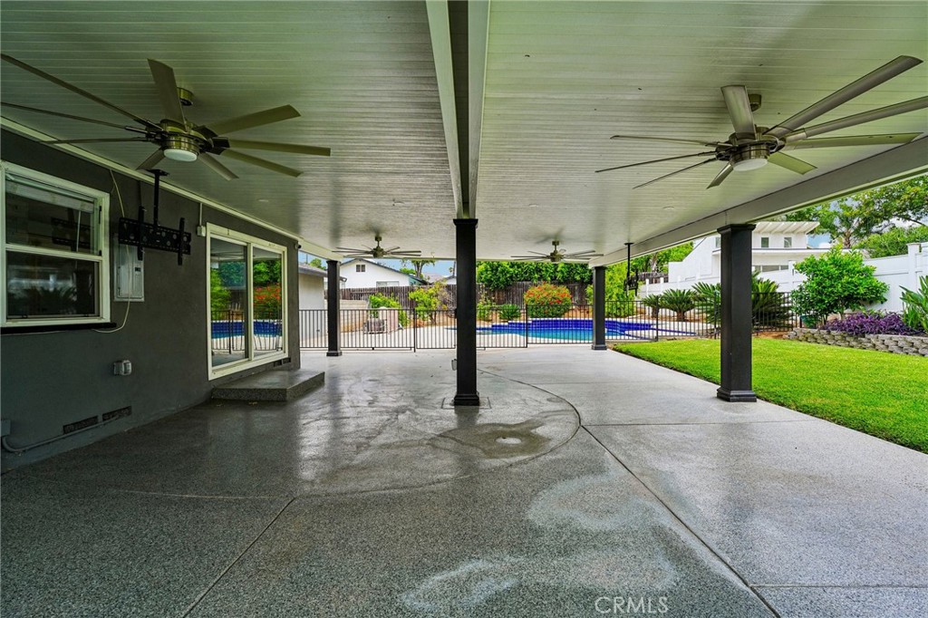 2424 Central Riverside, CA 92506 - Photo 36 of 36