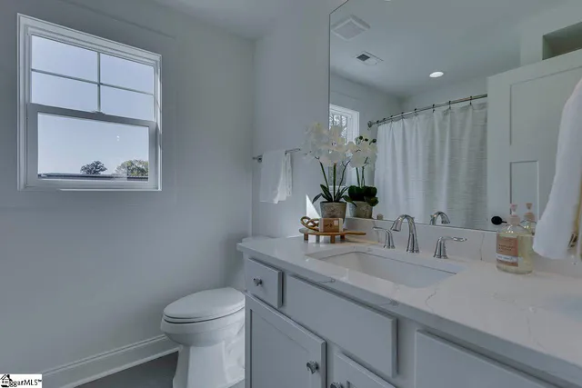 $599,900 | 33 Endel Street, Greenville, SC 29611