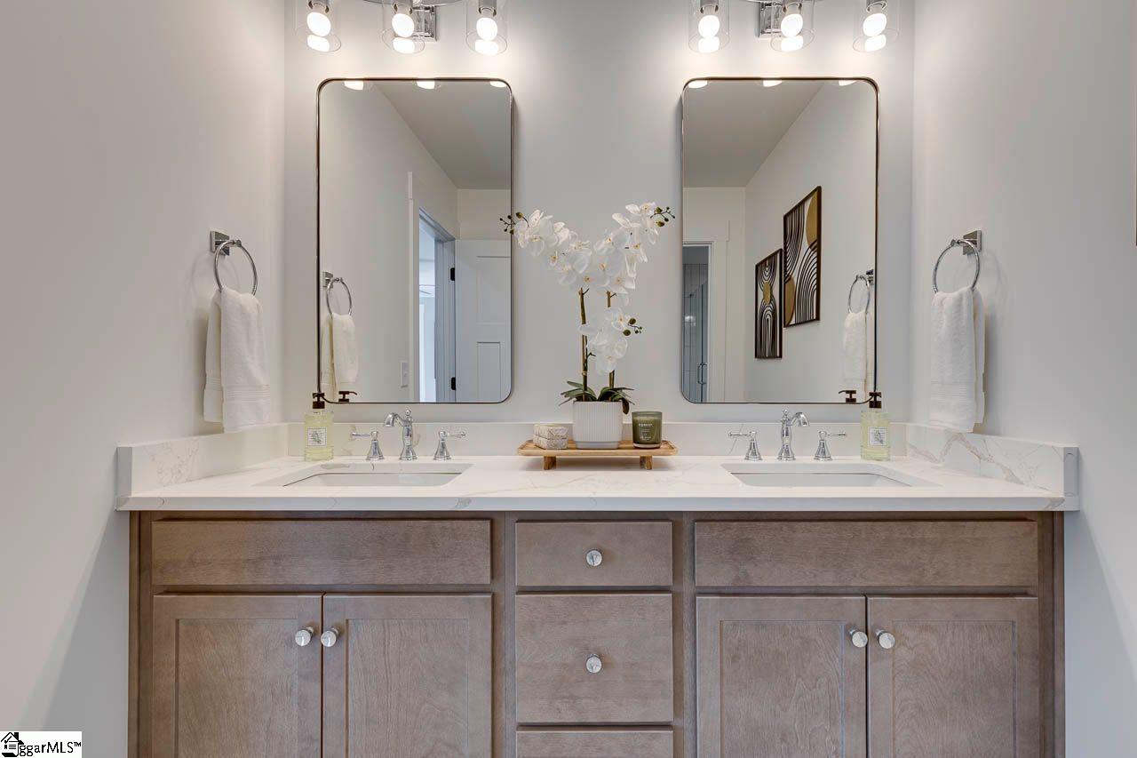 33 Endel Street Greenville, SC 29611 - Photo 18 of 22