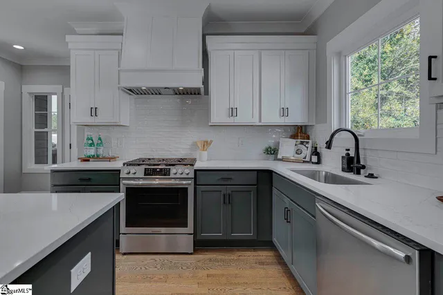 $599,900 | 33 Endel Street, Greenville, SC 29611