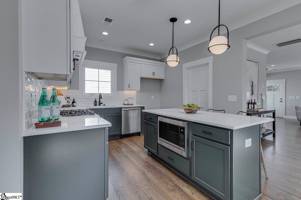 33 Endel Street Greenville, SC 29611 - Photo 10 of 22