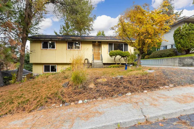 $349,999 | 3528 West Crown Place, Spokane, WA 99205