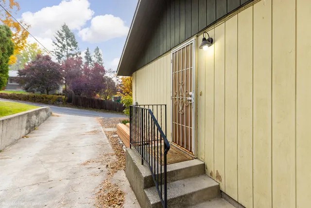 $349,999 | 3528 West Crown Place, Spokane, WA 99205