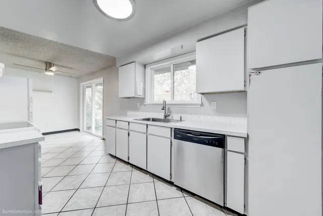 $349,999 | 3528 West Crown Place, Spokane, WA 99205