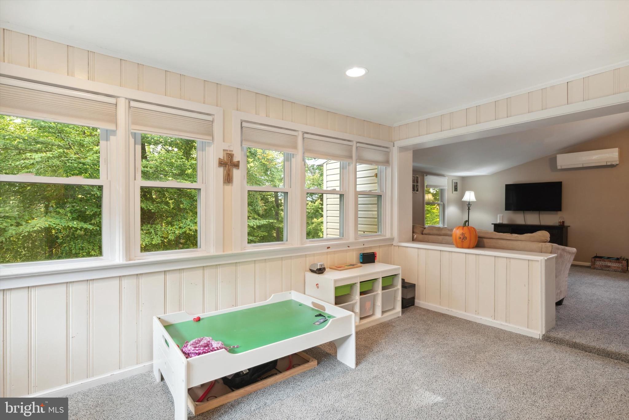 256 Friendship Road Drexel Hill, PA 19026 - Photo 13 of 25