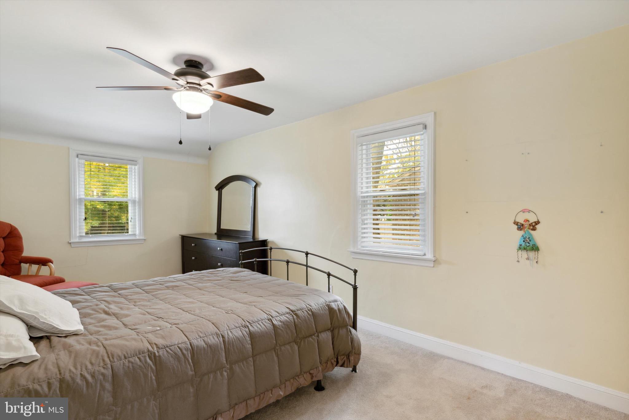256 Friendship Road Drexel Hill, PA 19026 - Photo 17 of 25