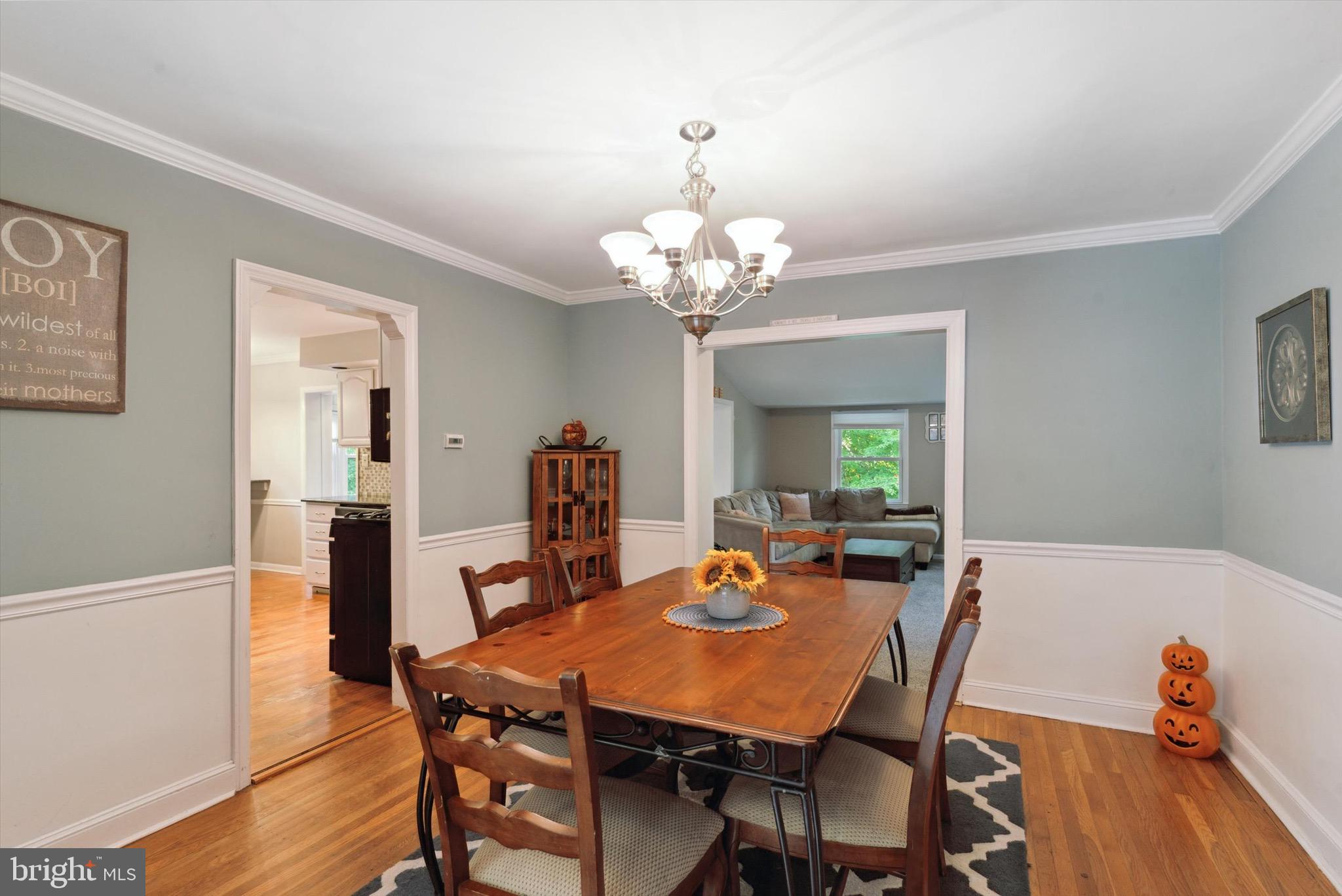 256 Friendship Road Drexel Hill, PA 19026 - Photo 9 of 25