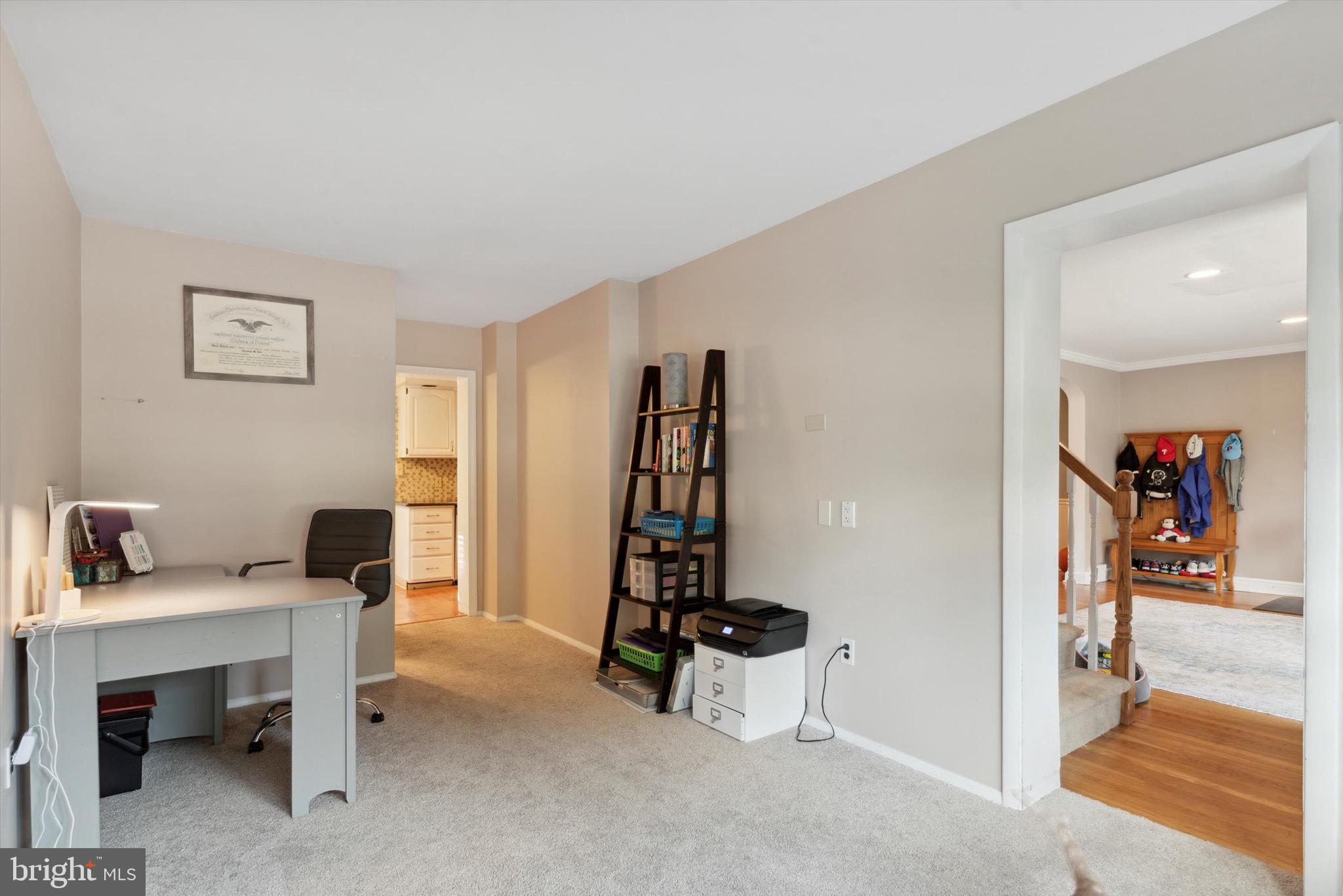 256 Friendship Road Drexel Hill, PA 19026 - Photo 10 of 25