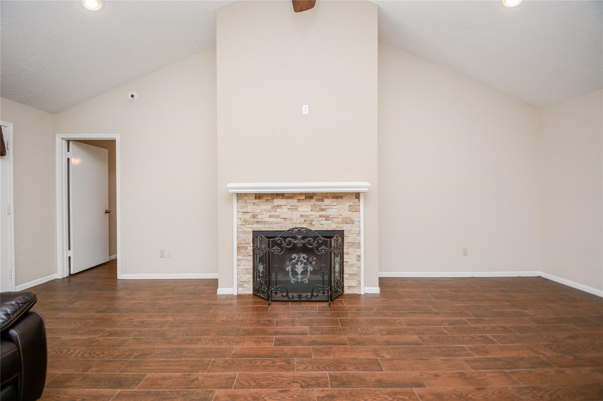 19635 Westbridge Lane Spring, TX 77379 - Photo 4 of 35