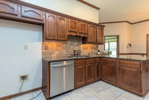 $299,000 | 8668 Wood Mills Drive West, Memphis, TN 38016