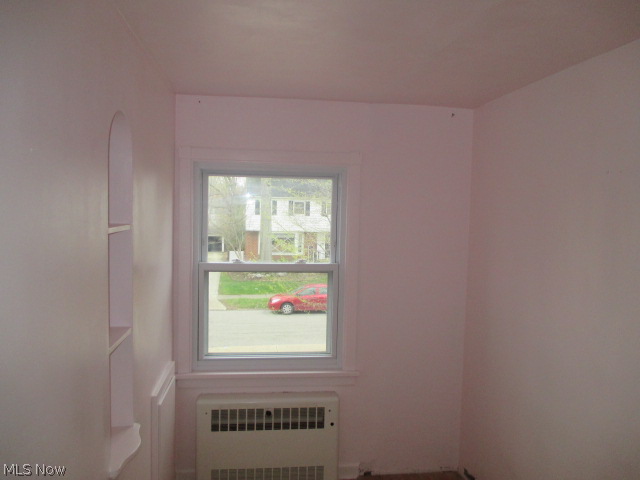 2534 Milton Road Cleveland, OH 44118 - Photo 10 of 25 Gallery Image 10