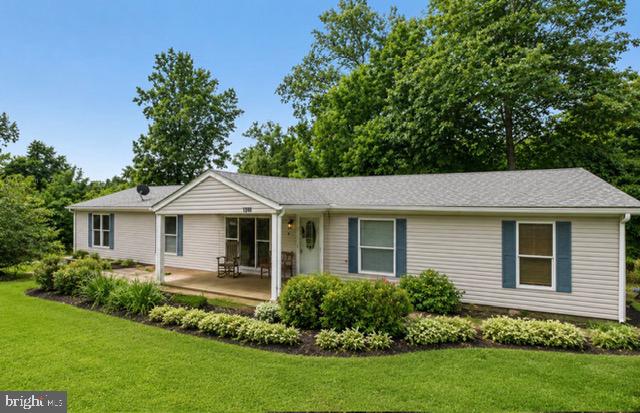 1298 Walnut Shell Drive Vinton, VA 24179 - Photo 2 of 13