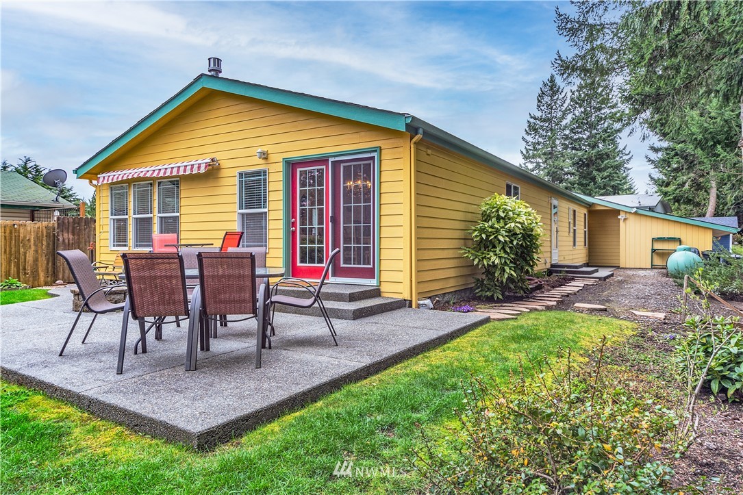 364 Port Hadlock Heights Road Port Hadlock, WA 98339 - Photo 25 of 30 a view of a house with backyard and sitting area
