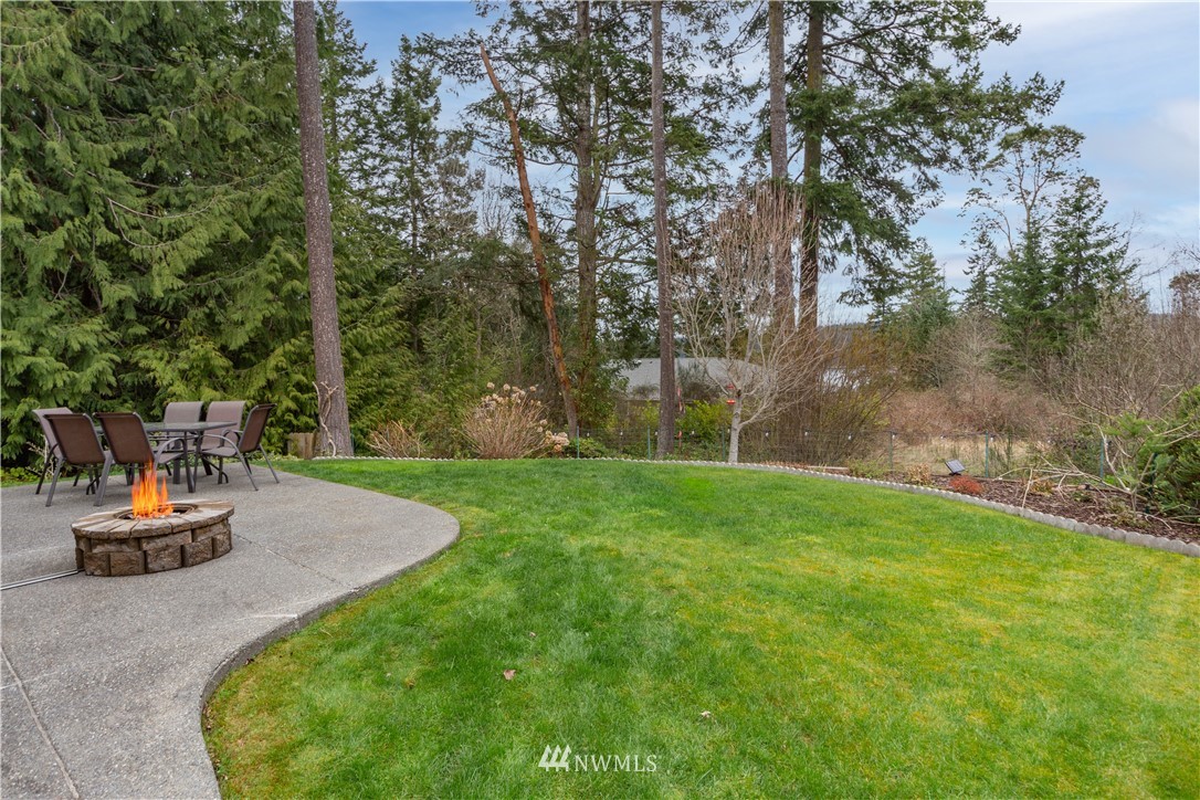 364 Port Hadlock Heights Road Port Hadlock, WA 98339 - Photo 27 of 30 a view of a park with large trees