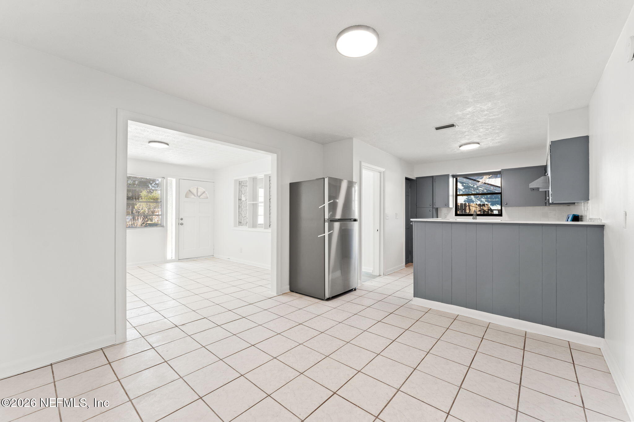 4721 Bedford Road Jacksonville, FL 32207 - Photo 11 of 30 12-web-or-mls-DSC01816