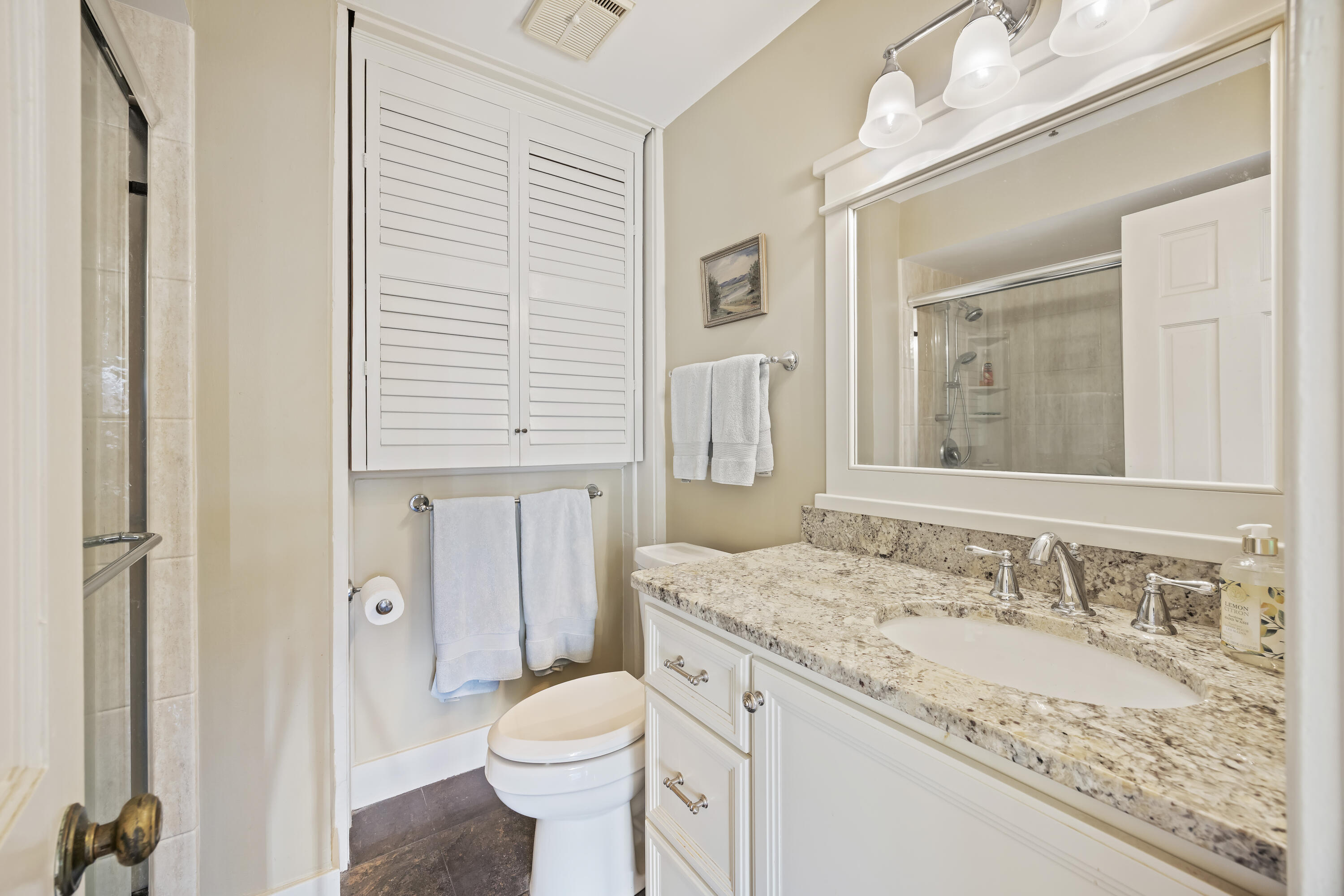 67 Legare Street, Unit 201 Charleston, SC 29401 - Photo 12 of 24 243A9278