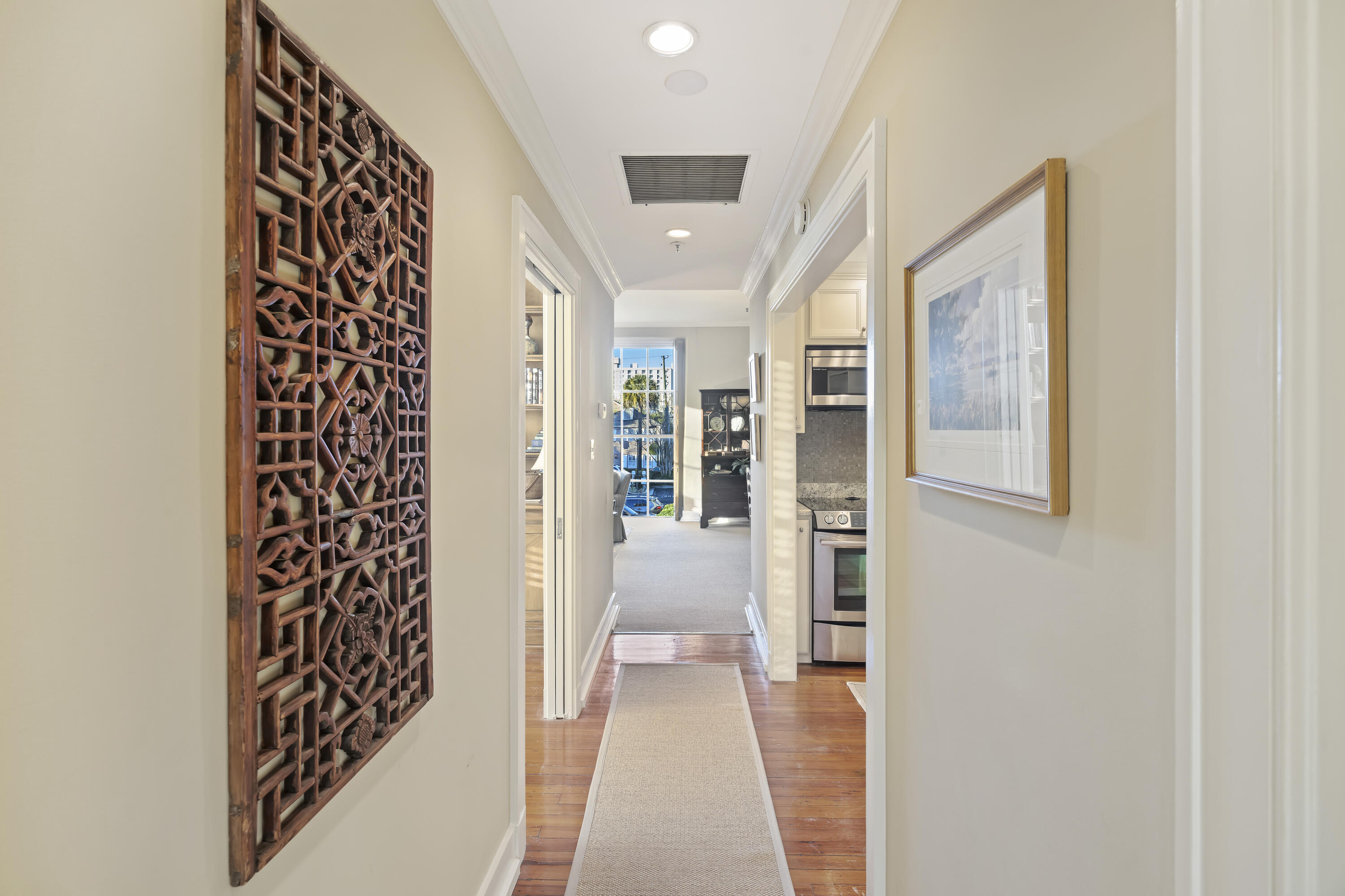 67 Legare Street, Unit 201 Charleston, SC 29401 - Photo 15 of 31 243A9283