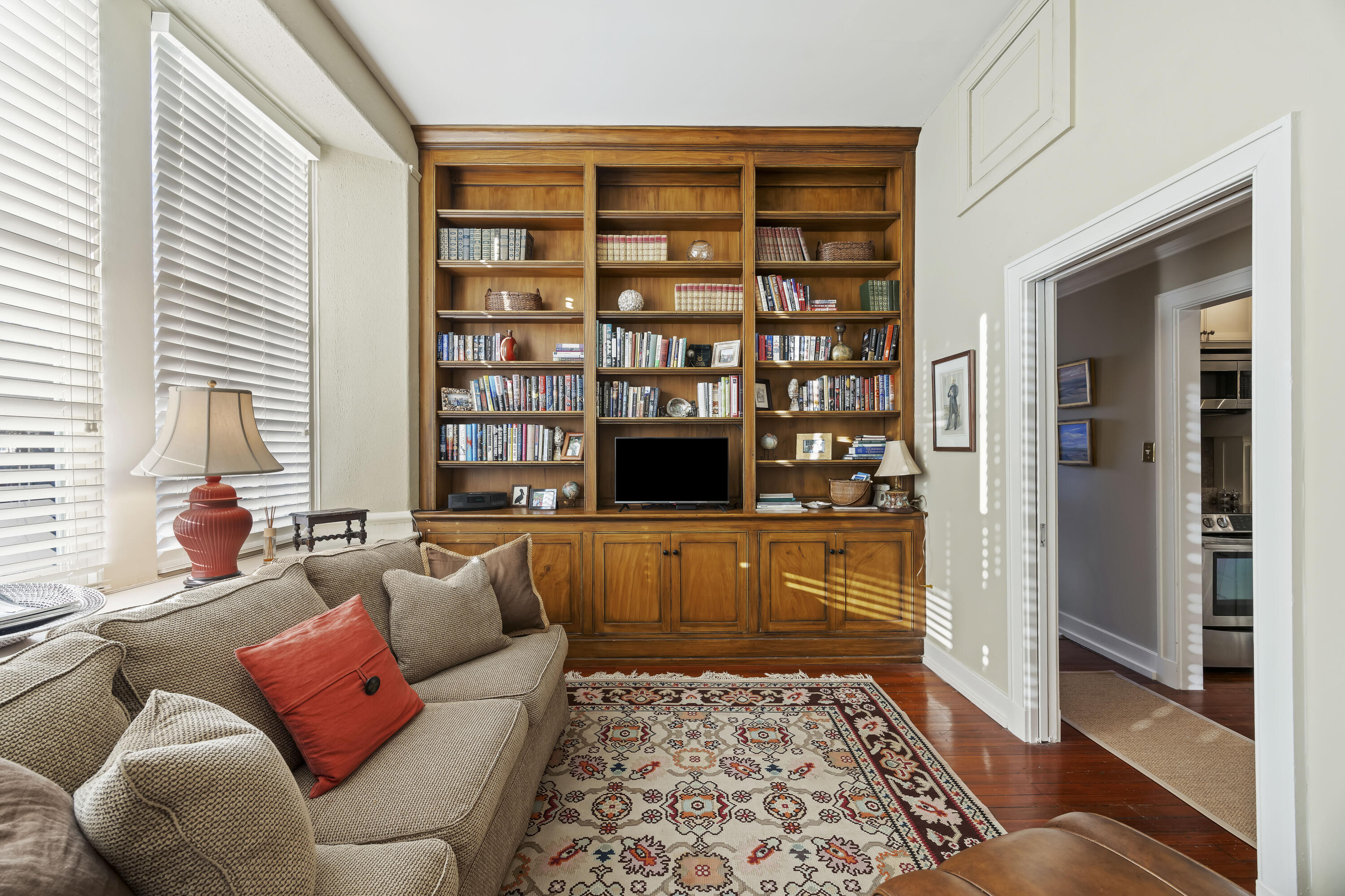 67 Legare Street, Unit 201 Charleston, SC 29401 - Photo 4 of 24 243A9243