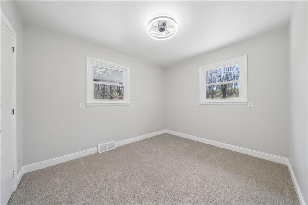 138 Ford City Road Freeport, PA 16229 - Photo 18 of 34