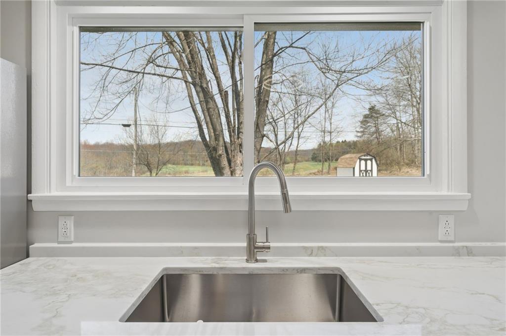 138 Ford City Road Freeport, PA 16229 - Photo 9 of 34