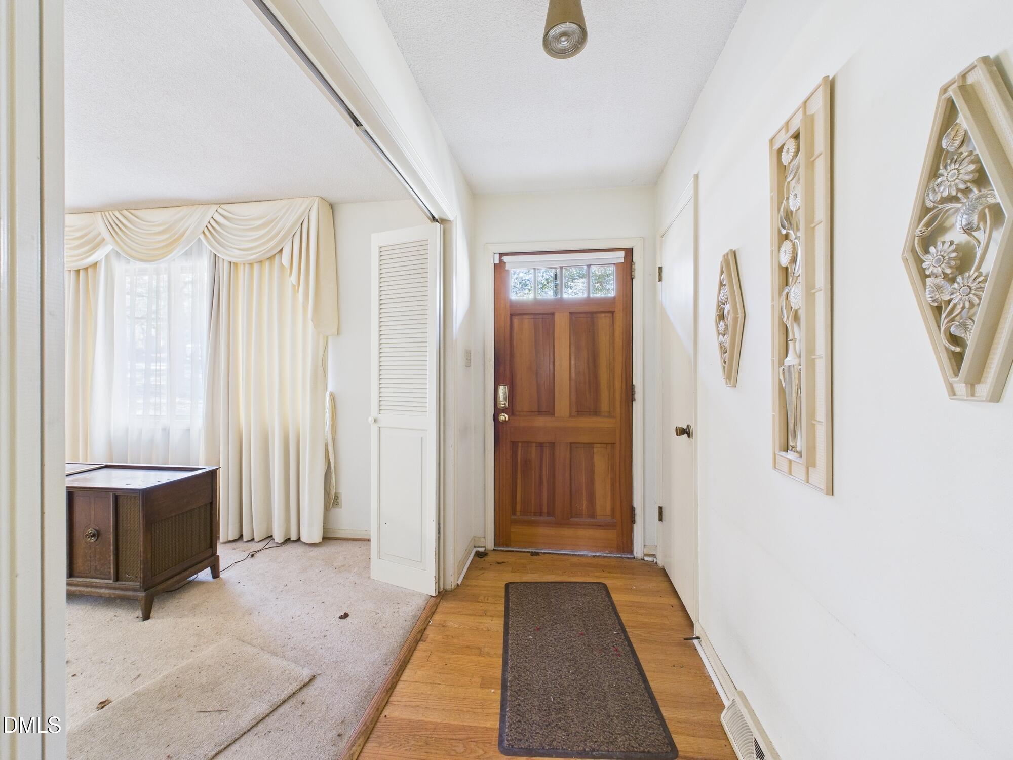 1012 Akron Avenue Durham, NC 27713 - Photo 4 of 43 Entrance