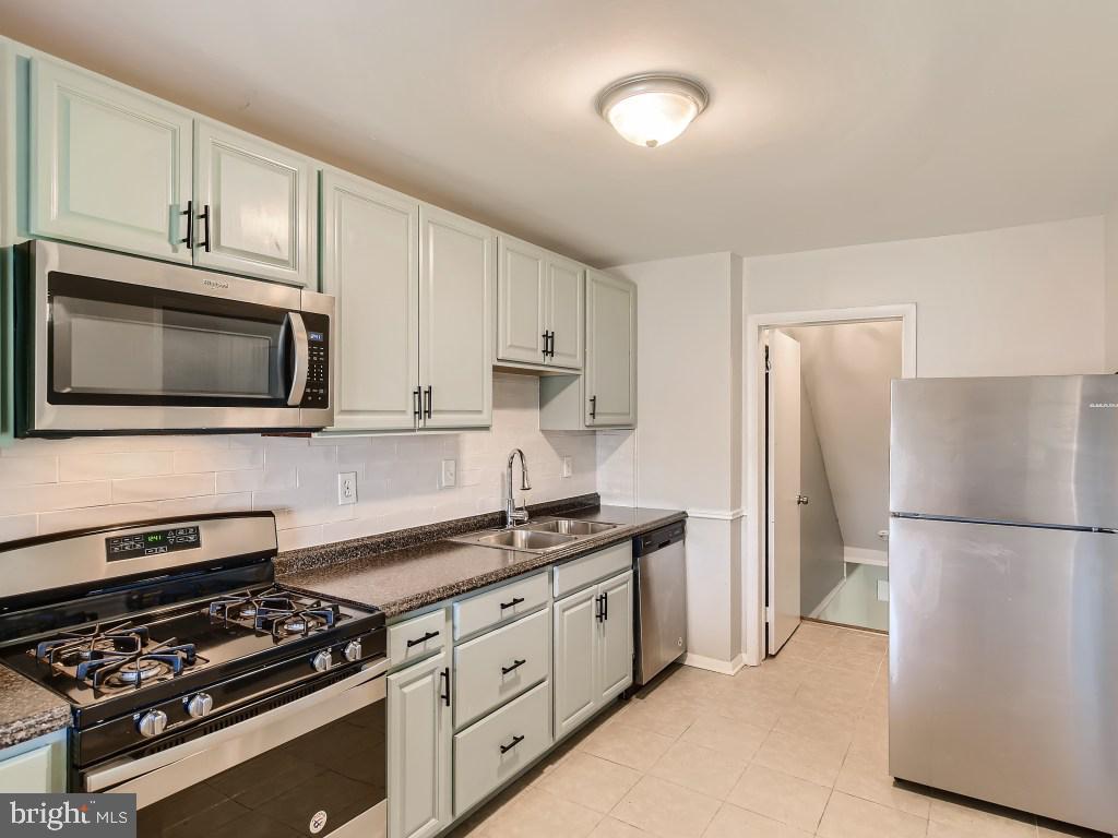 6148 Radecke Avenue Baltimore, MD 21206 - Photo 9 of 28 Gallery Image 9