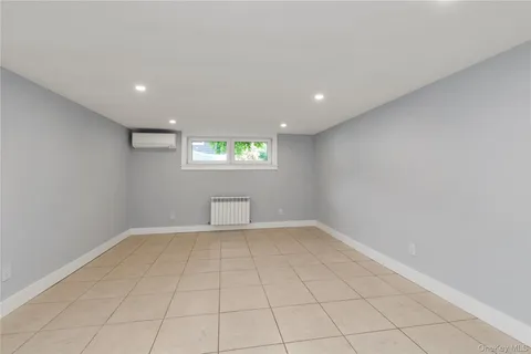 $1,238,000 | 27 Meadowfield Lane, Glen Cove, NY 11542