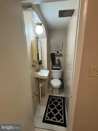 $275,000 | 3430 Fairfax Drive, Camden, NJ 08105