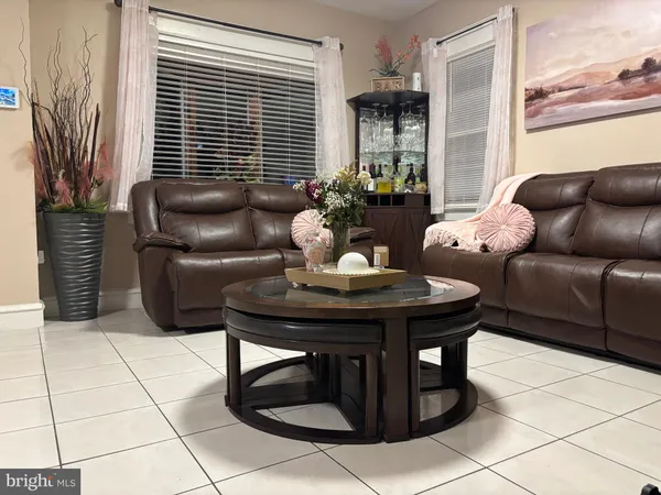$275,000 | 3430 Fairfax Drive, Camden, NJ 08105