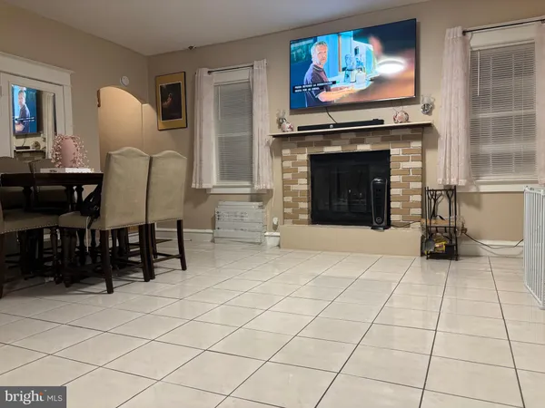 $275,000 | 3430 Fairfax Drive, Camden, NJ 08105