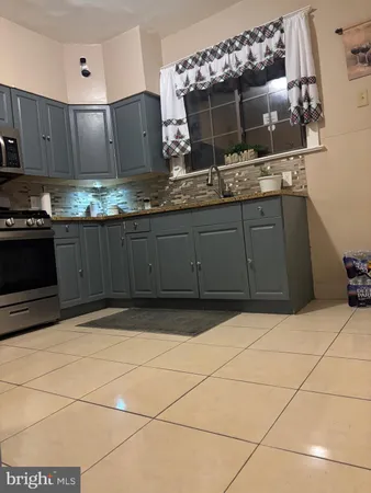 $275,000 | 3430 Fairfax Drive, Camden, NJ 08105