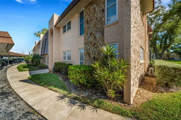$139,900 | 203 Aspen Circle, Unit 203, Seminole, FL 33777